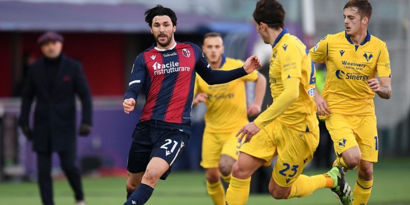 Phong độ và lực lượng quyết định cục diện trận đấu